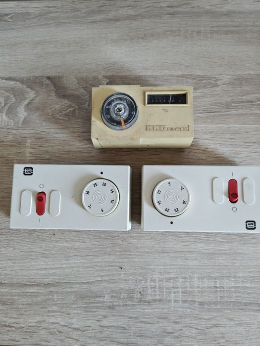 Vând termostate analog