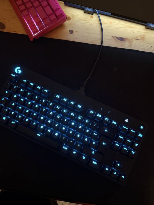 logitech G pro клавиатура