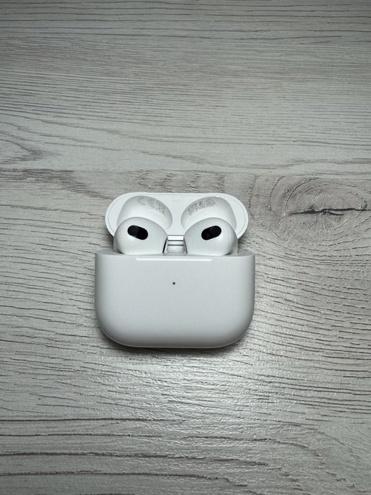 Продам Apple AirPods 3 Gen.