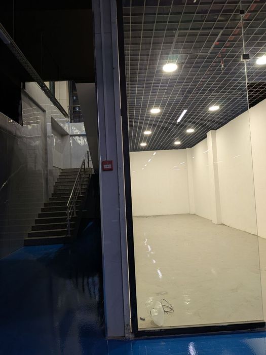 Farxadskiy zapchast yangi qurilgan Scopus Mall da Dokon , Доконлар