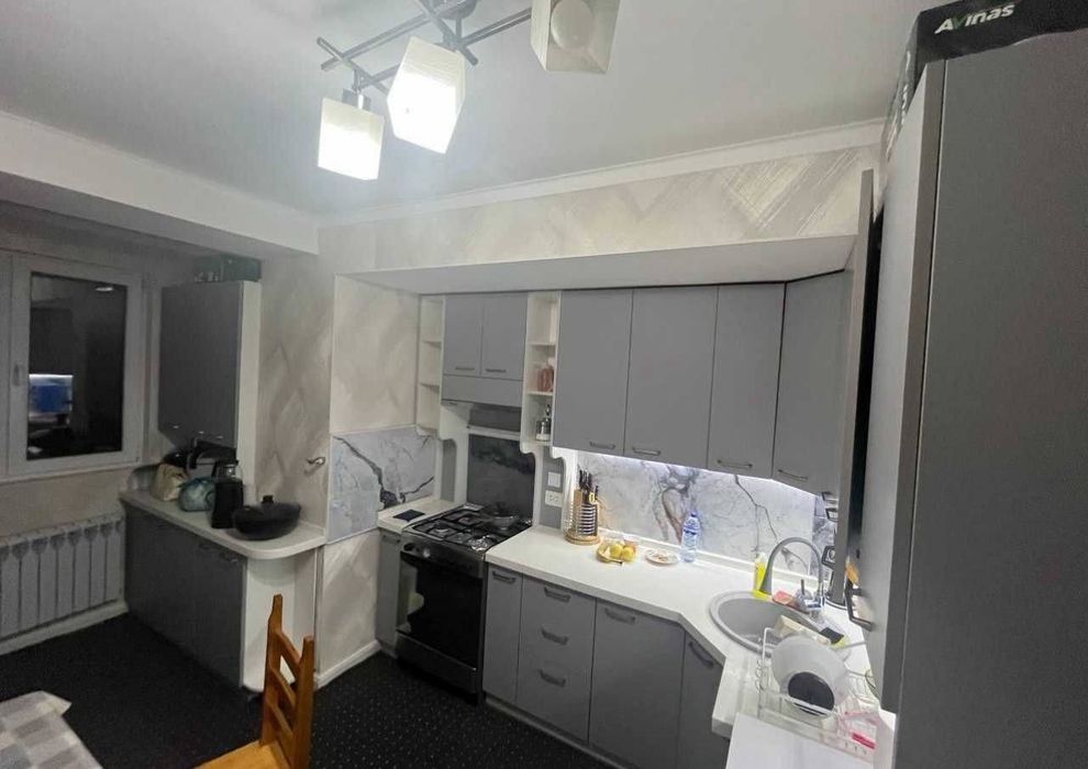 Продается 4х комнатная ул. Бобура РУВД