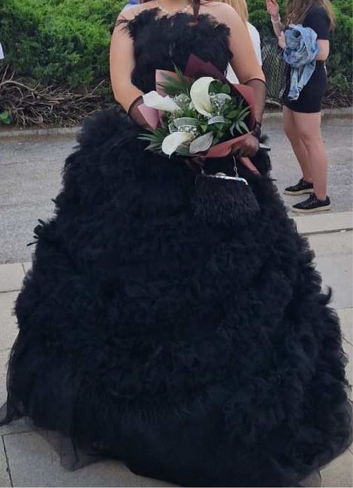 Рокля за абитуриентски бал