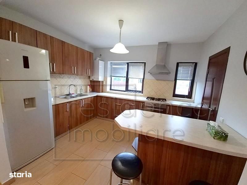 Apartament 3 camere la vila, Europa, zona Profi+Parcare