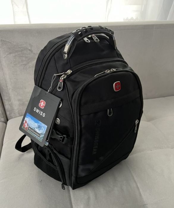 Отличный школьный рюкзак