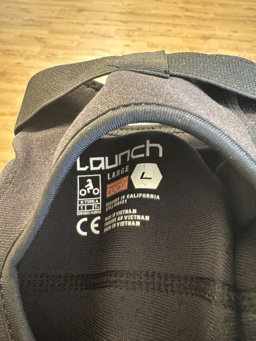 Налакътници FOX Launch D3O