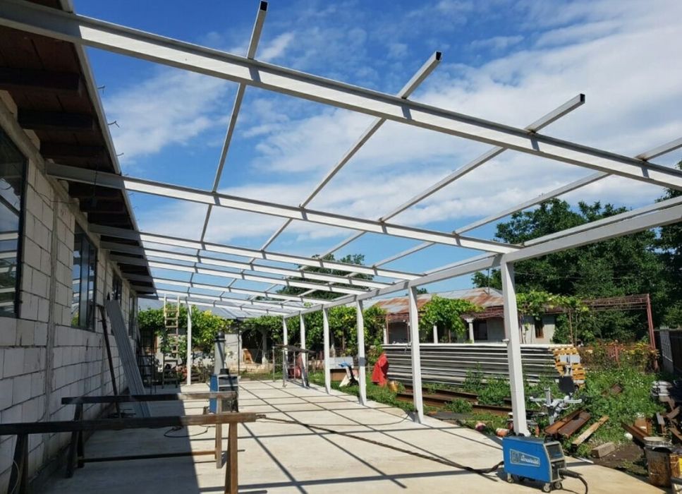 Structuri si hale metalice