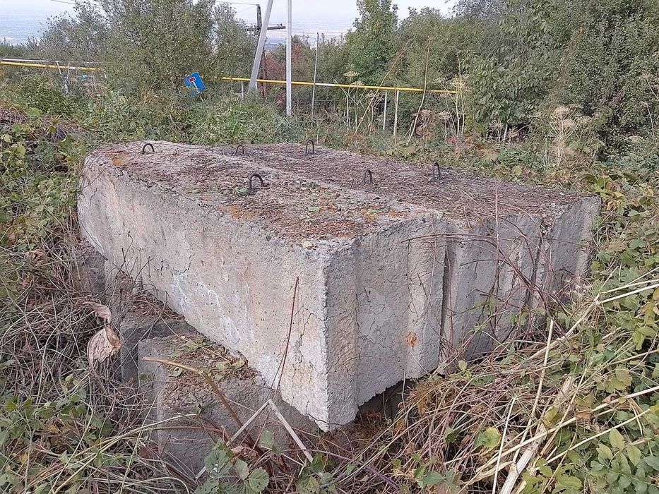 Бетонные блоки и плиты перекрытия