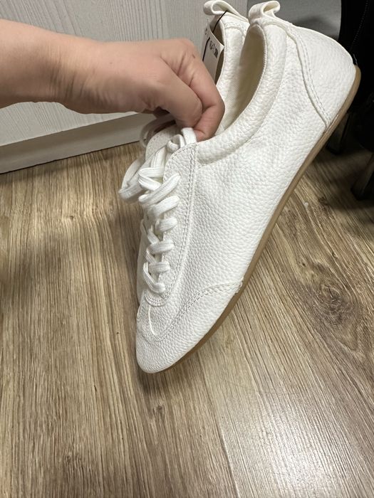 Продам новые туфли