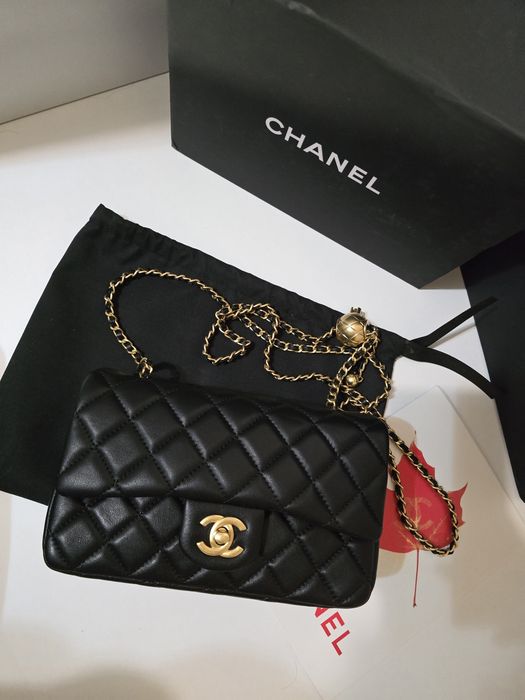 Налична чанта Chanel Gold ball