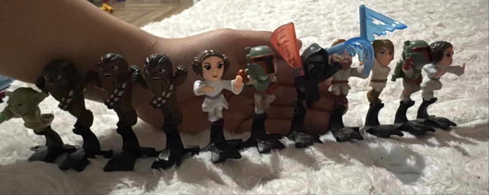 Игрушки Киндер 300тг