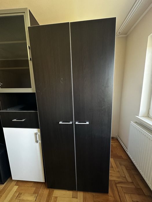 Dulap haine modern 2 uși, culoare Wenge, stare foarte bună