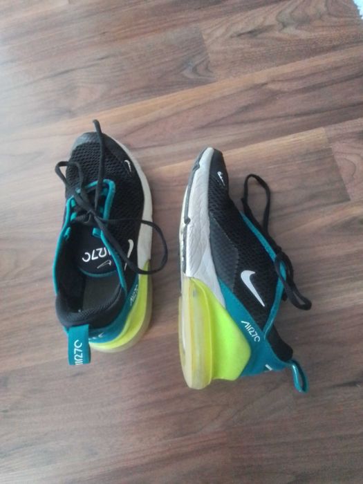 Adidași Nike Air 27c