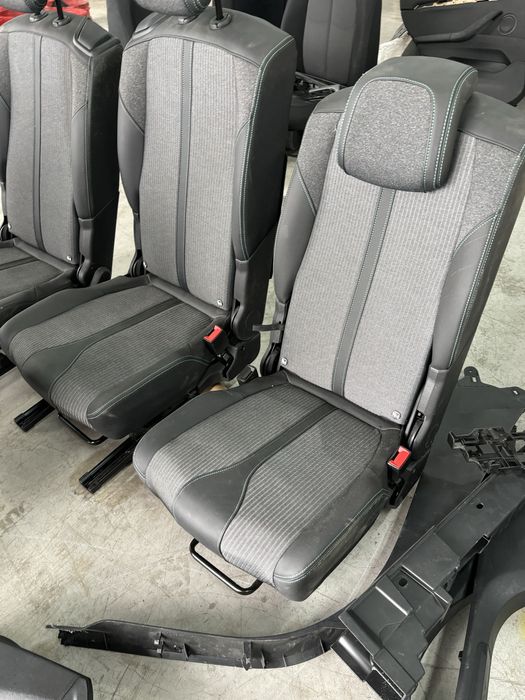 седалки/салон за Пежо/peugeot 5008