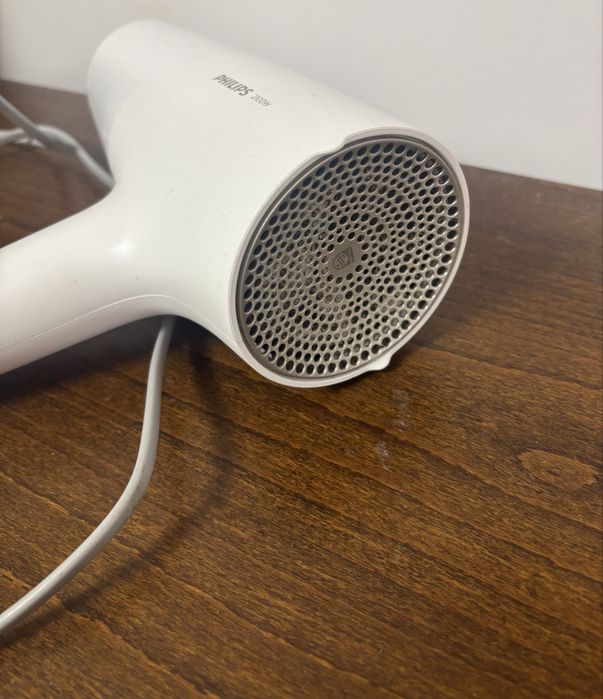 Чисто нов сешоар на Philips