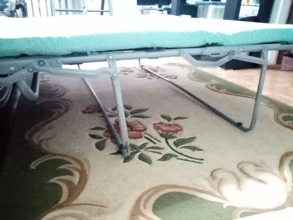 Продам диван с одним креслом