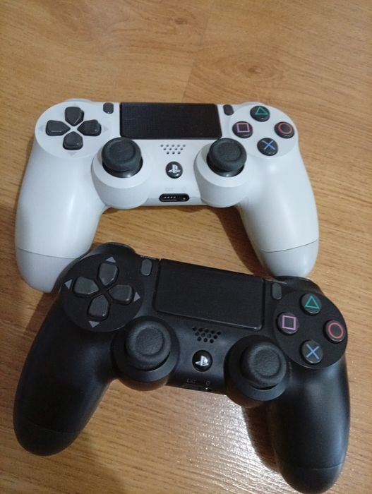 Consola Playstation PS4 slim 500 GB,