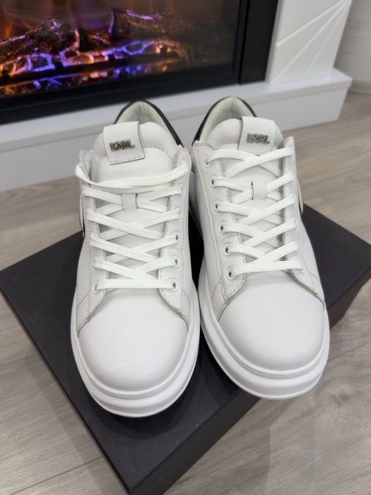 Adidasi Karl Lagerfeld 42