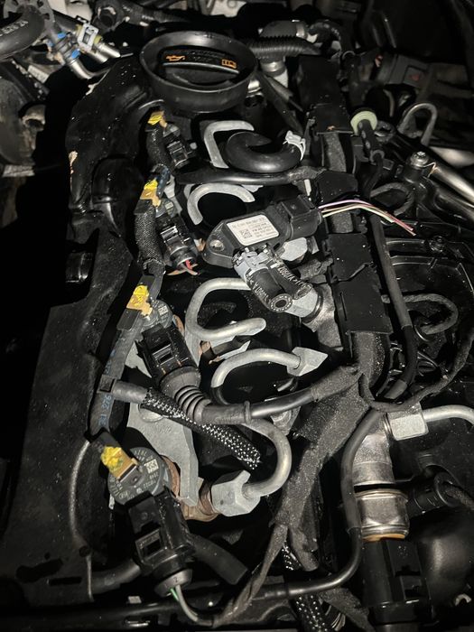 Injector 2.0d cjc cgl audi a4 b8.5 a5 q5 la