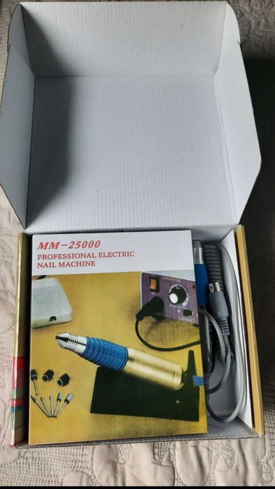 Set pentru unghii cu gel