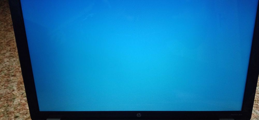 Продавам лап топ..