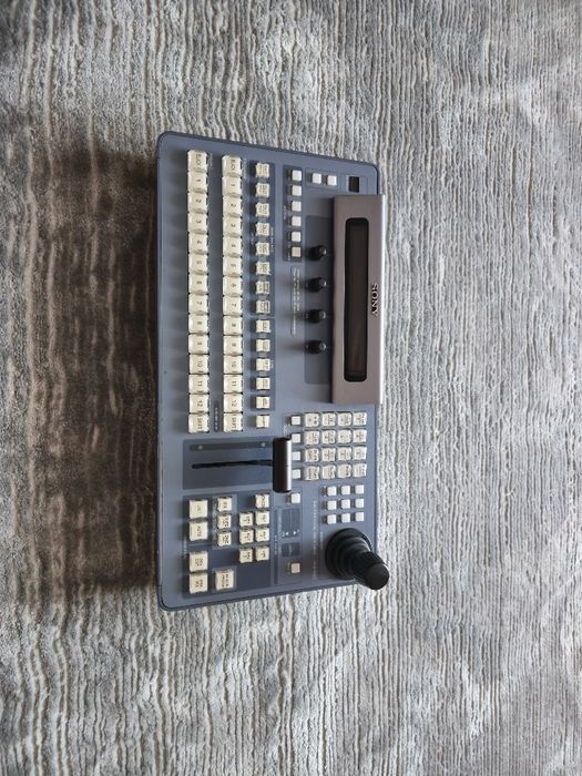 Sony DFS-800CP – Panou Control Video Mixer/Switcher TV Broadcast, Funcțional 100%, Impecabil