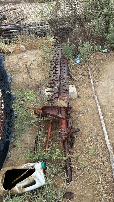 Трактор сатылады.