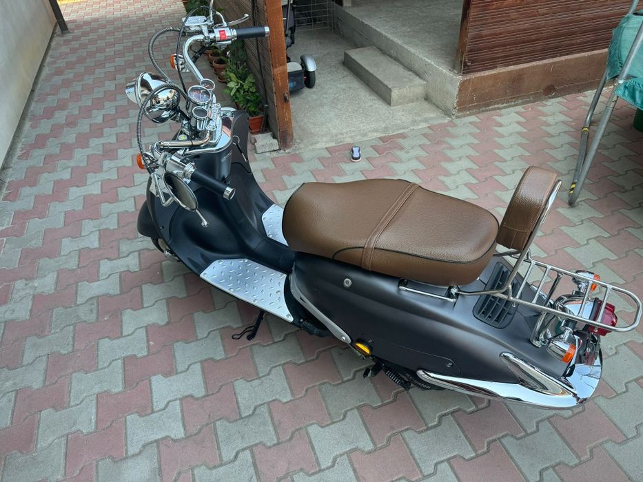 Scuter retro 50cmc 2021