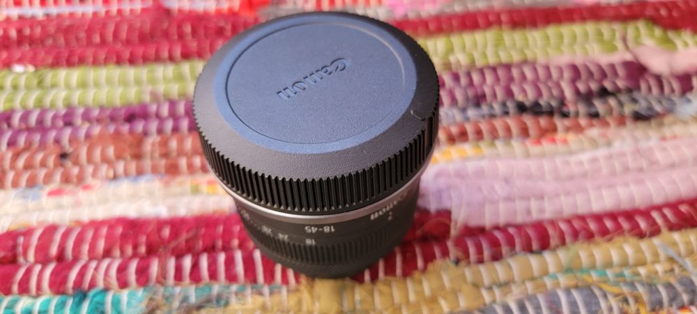 Обектив Canon RF-S 18-45 f/4.5-6.3 IS STM