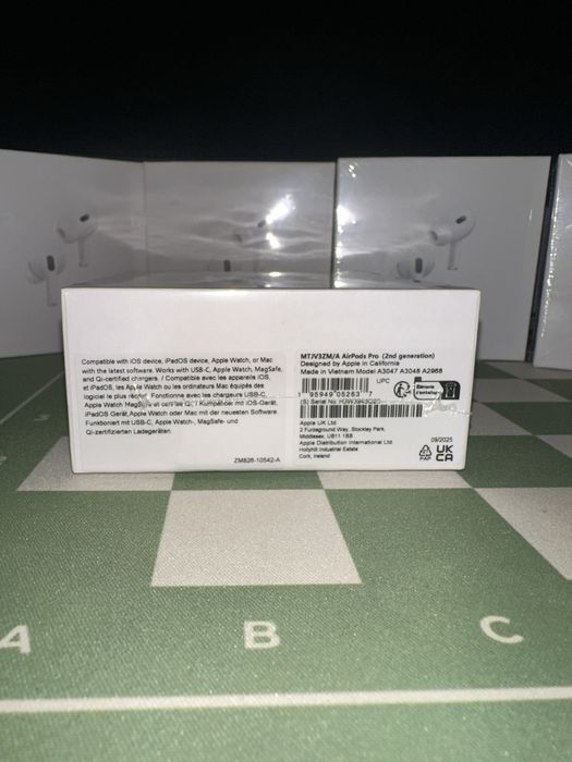 Vand casti AirPods Pro 2 noi sigilate