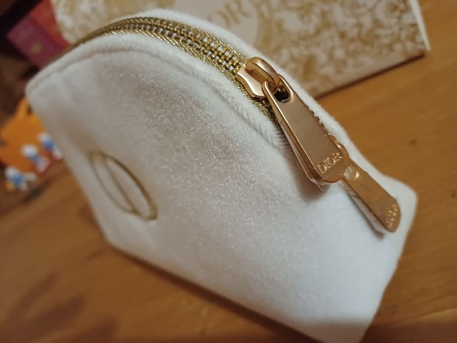 Portfard  alb /albastru -nou (Dior)