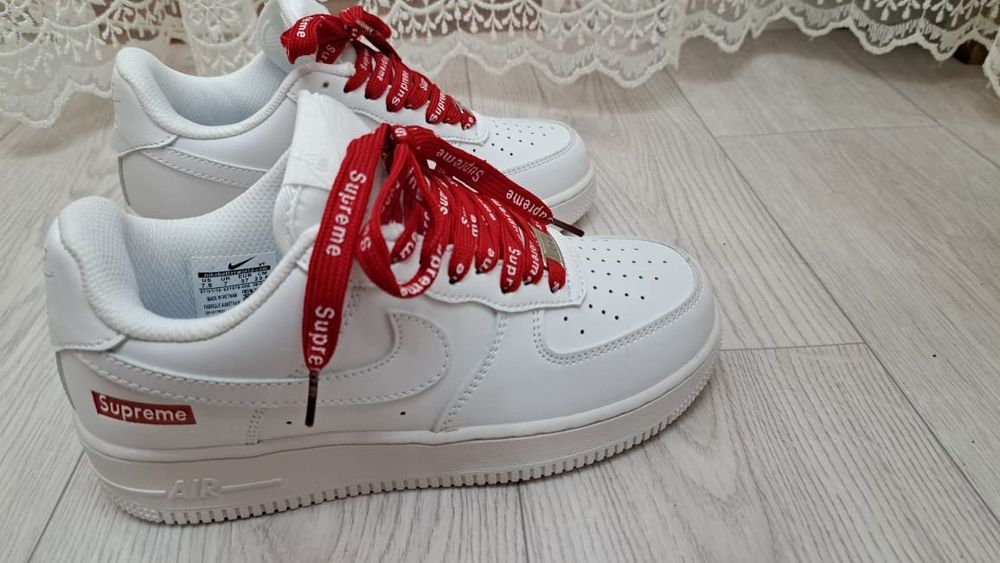 Продам кроссовки