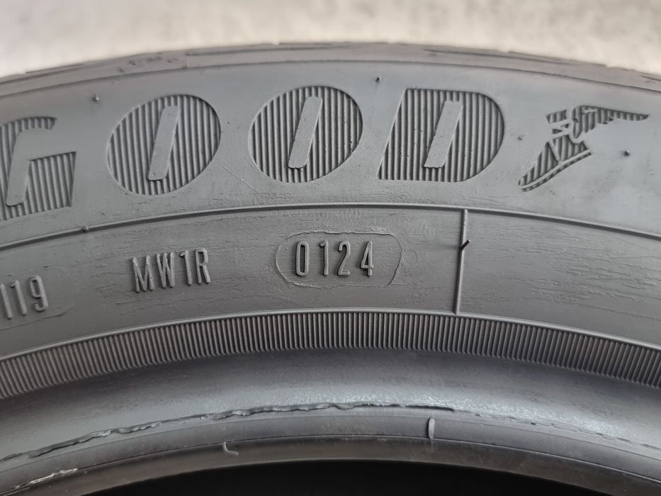"Dot 24" 195/55/16 Goodyear 4Броя: 160€ 6.8мм