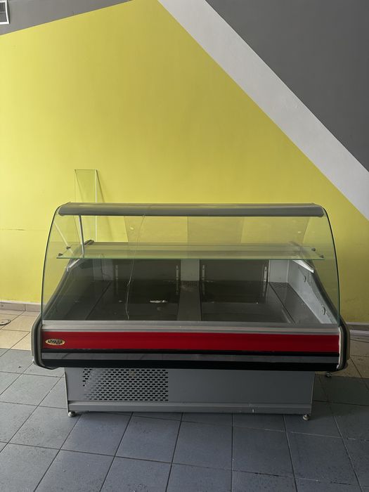 продам ветрины все в рабочем состоянии