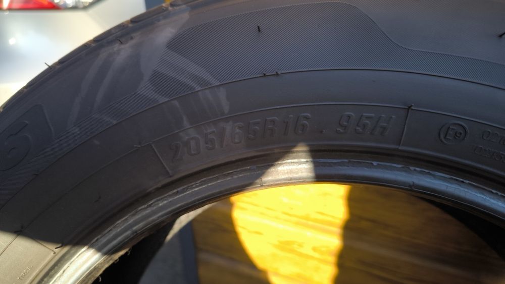 205-65-R16 комплект летней резины .