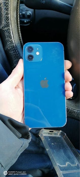 Продам iphone 12/64gb