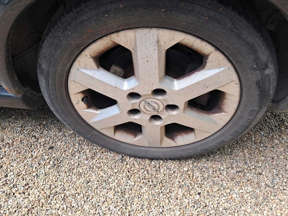Opel Astra Bertone, Zafira, Vectra, roti pe 16 cu jante de aliaj in 5 prezoane
