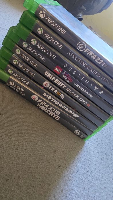 Xbox One S, 12 jocuri, 2 manete