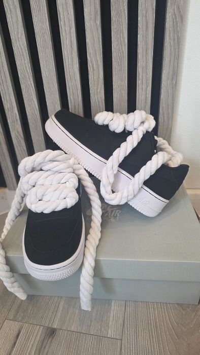 Vând adidași nike air force 1 black  rope 38
