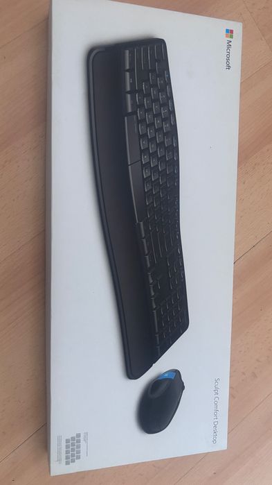 Клавиатура с мишка Microsoft Sculpt Comfort Desktop