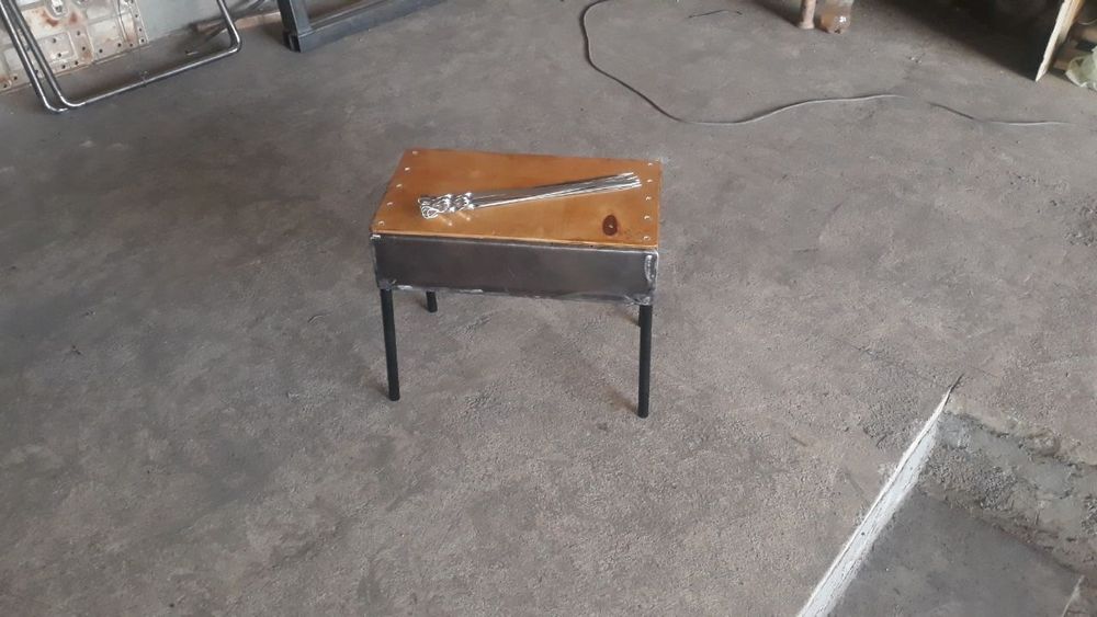 Продаётся автомобильная палатка.