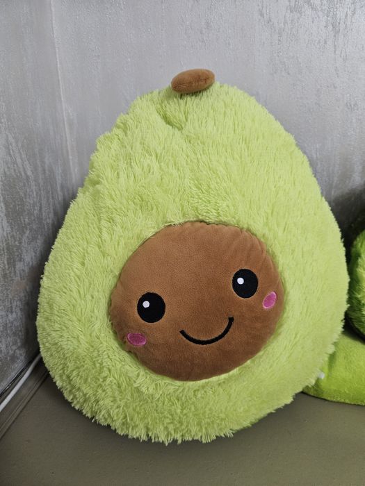 Игрушки авокадо 6 штук и плед