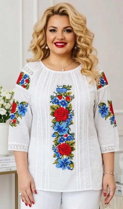 Ie XXL, nouă, broderie roșu cu albastru