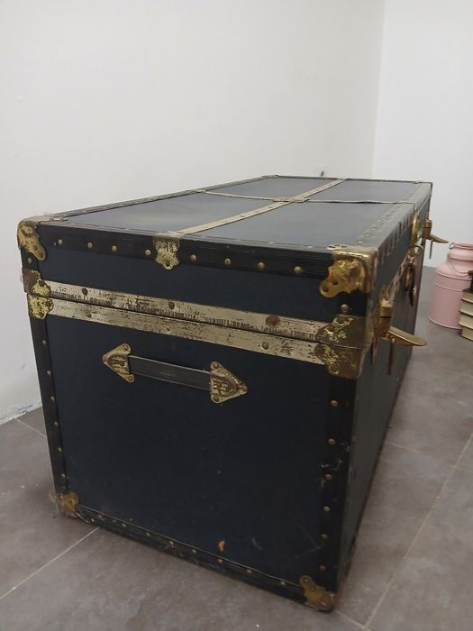Старинен сандък винтидж