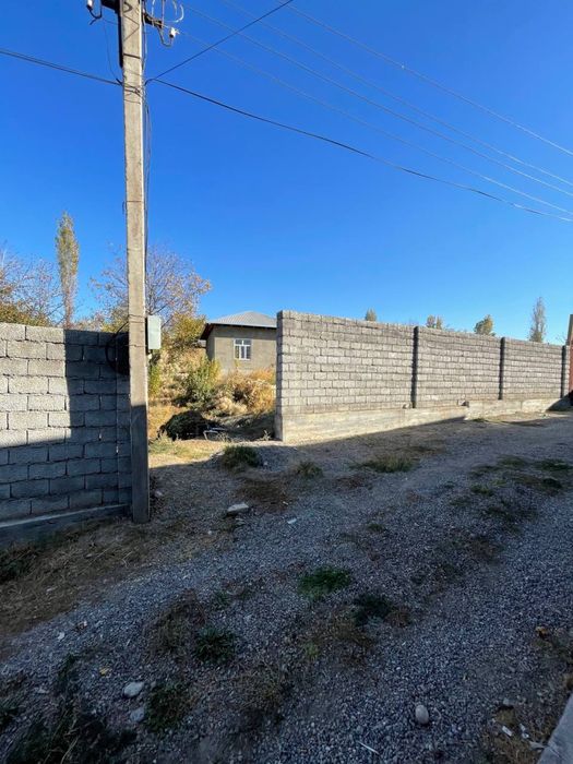 Parkentda 6-sotix dacha sotiladi, Shaxardan 20 km, dacumenti tayyor