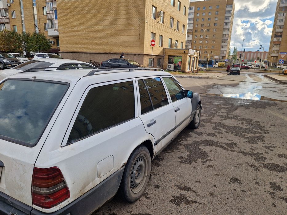 Мерседес уневерсал 124