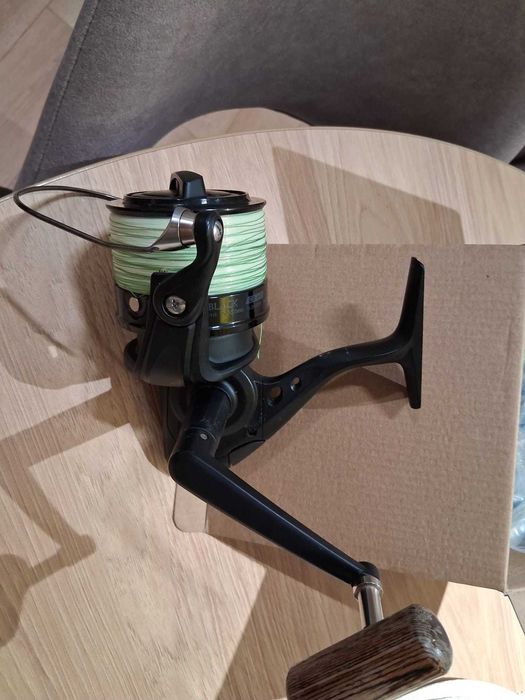 Mulinetă Okuma Custom Black CB-60