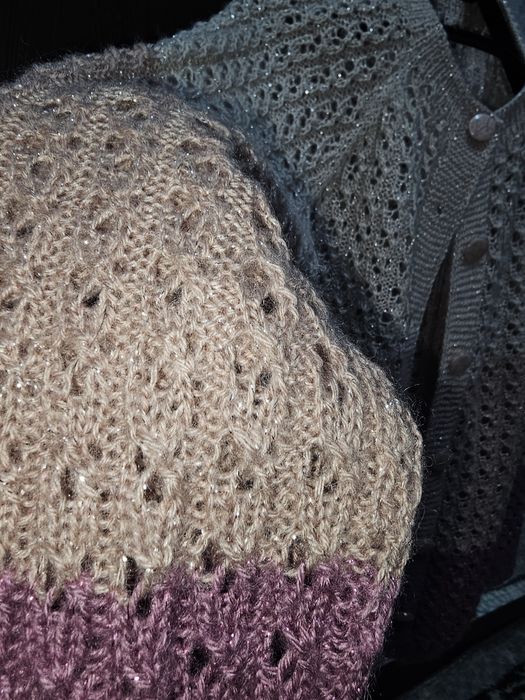 Продам вязаные кофты