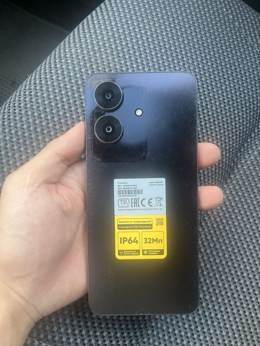 realme note 60.