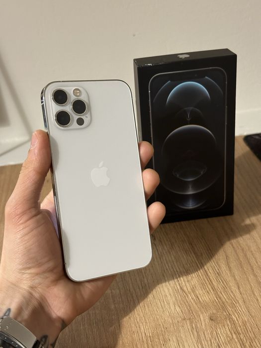 Айфон 11 про в отличном состоянии