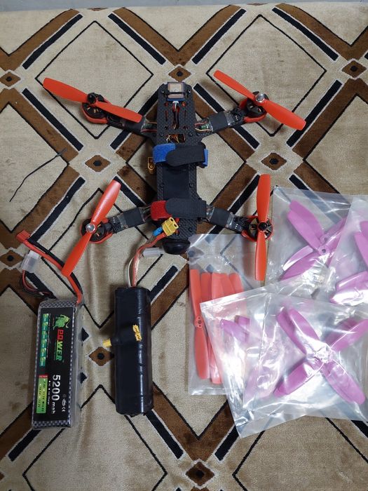 FPV дрон полный комплект.